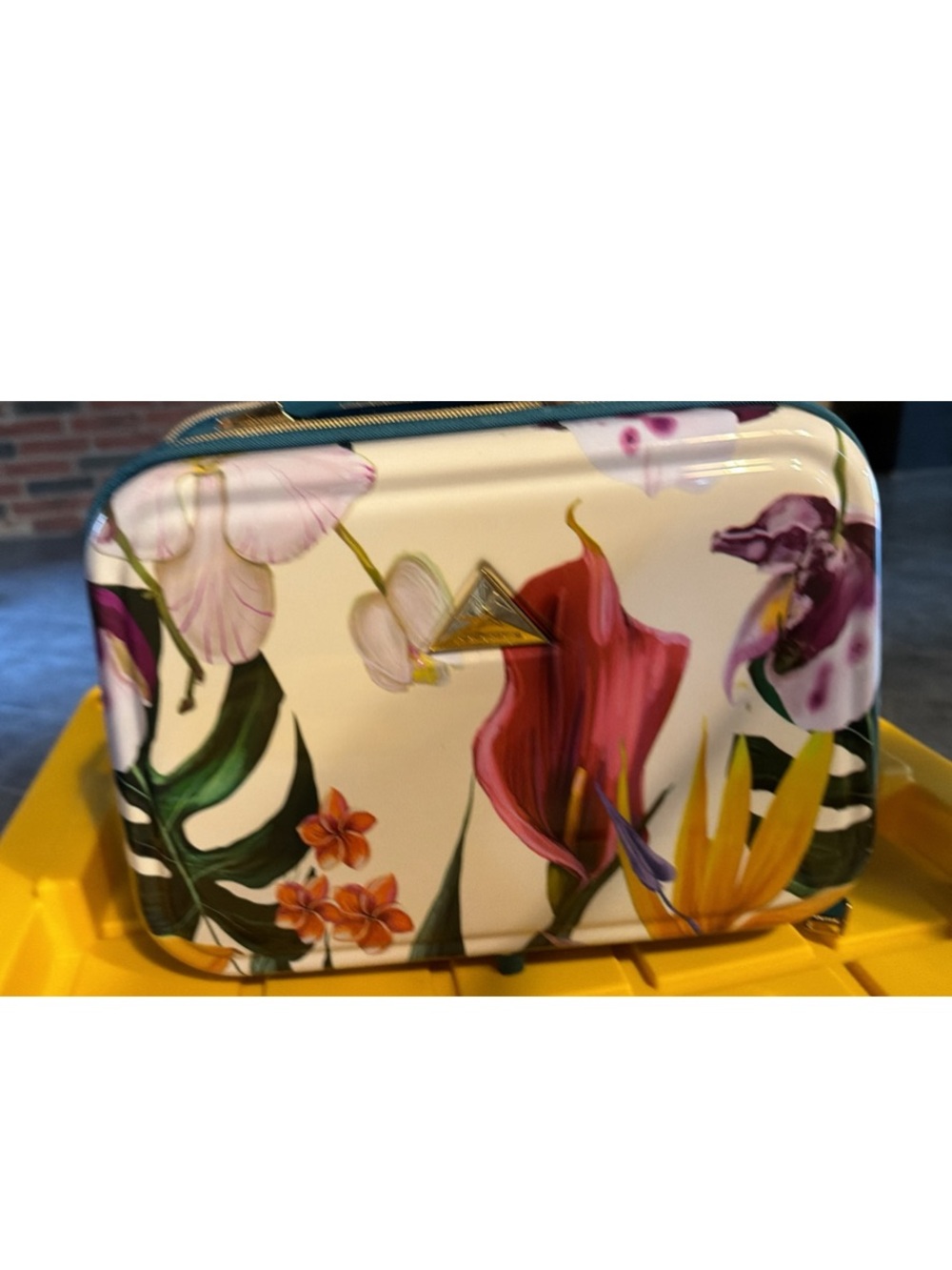 Floral Hard Shell Cosmetic Case - Multicolor Travel Case
